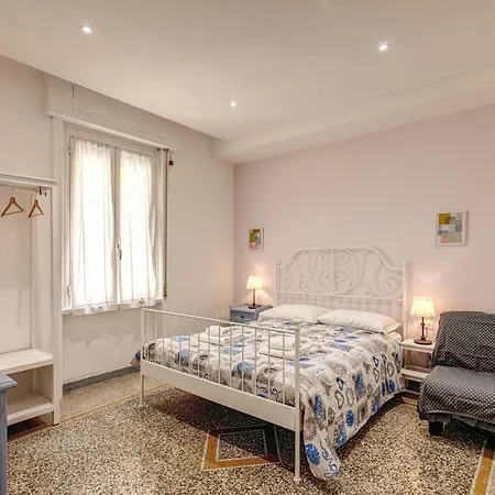 3 Bedrooms Piazza Vittorio Apartman Róma